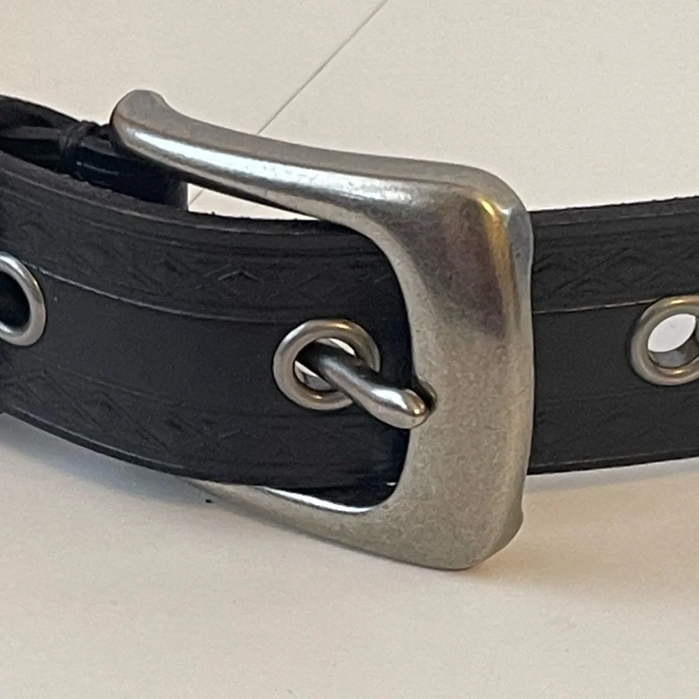 Frye Leather Grommet Belt Black Silver Buckle XL